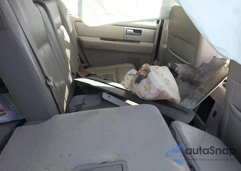 2010 Ford Expedition Limited z USA, uszkodzony, nr VIN 1FMJU1K51AEB53199